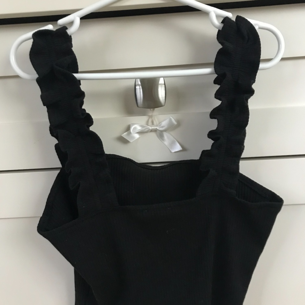 Crop top - Picture 3 of 3